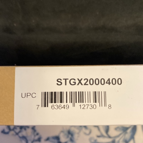 Seagate 2TB Portable Drive (New in box) - Picture 4 of 4